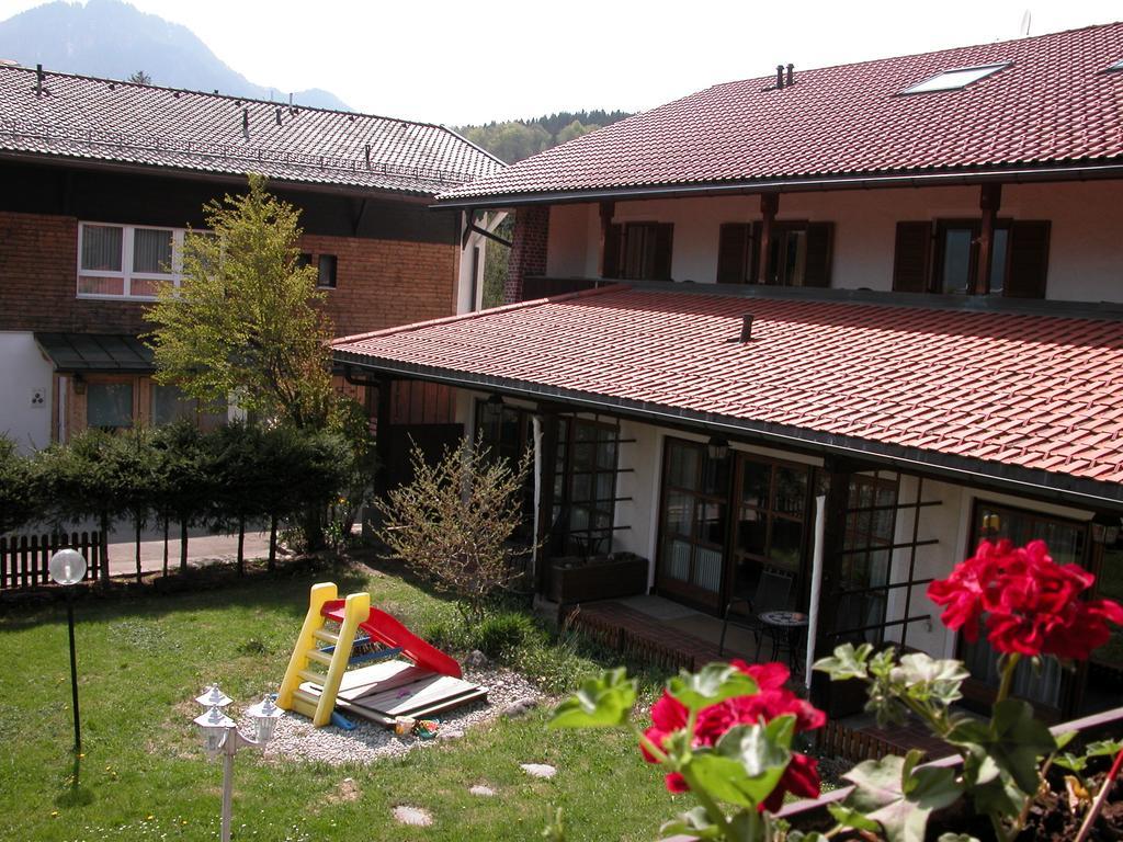 Hotel-Restaurant Zum Hirschhaus Inklusiv Chiemgaukarte Ruhpolding Exterior foto