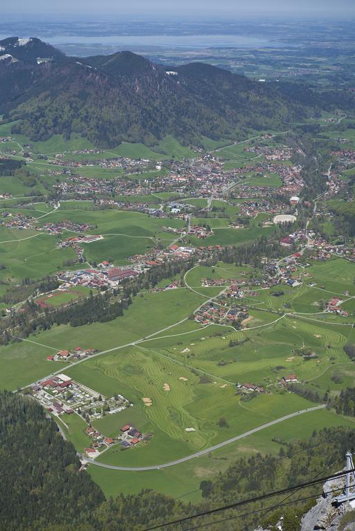 Hotel-Restaurant Zum Hirschhaus Inklusiv Chiemgaukarte Ruhpolding Exterior foto